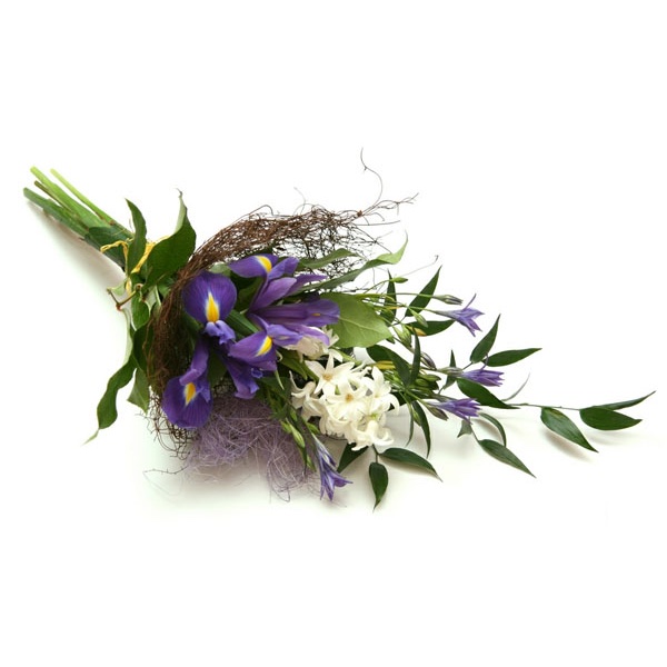iris blue e fiori bianchi